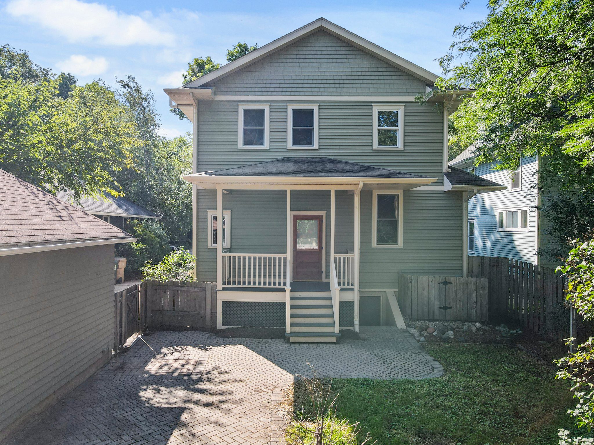 12-web-or-mls-2218-west-lawn-ave
