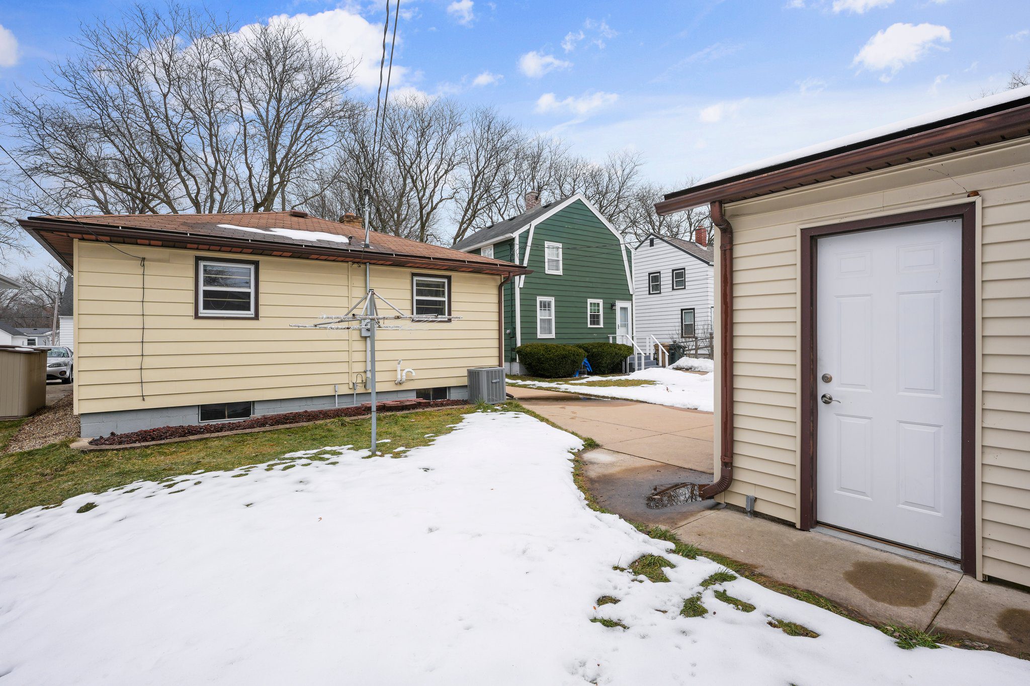 9-web-or-mls-536-pawling-st