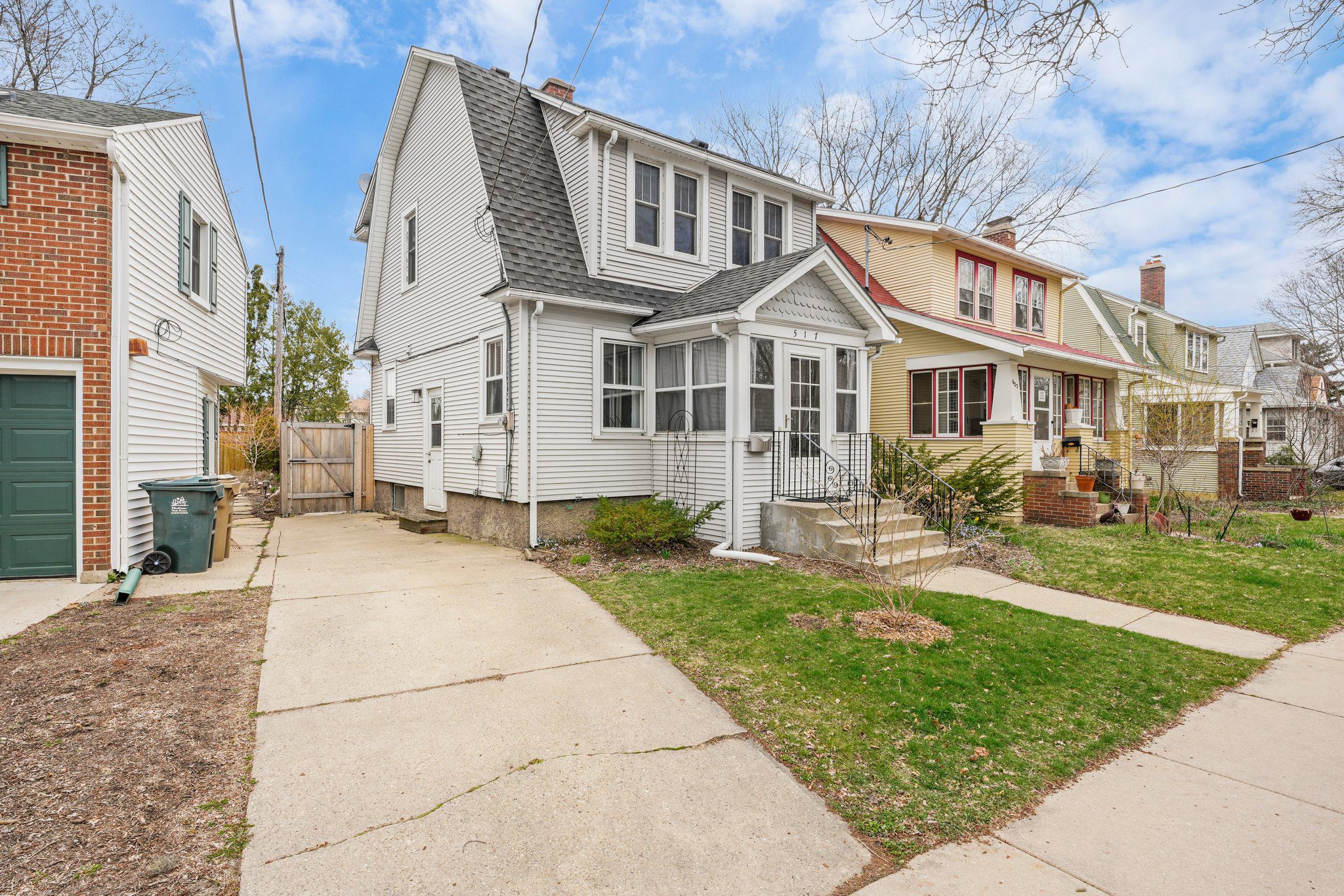 3-web-or-mls-517-russell-st