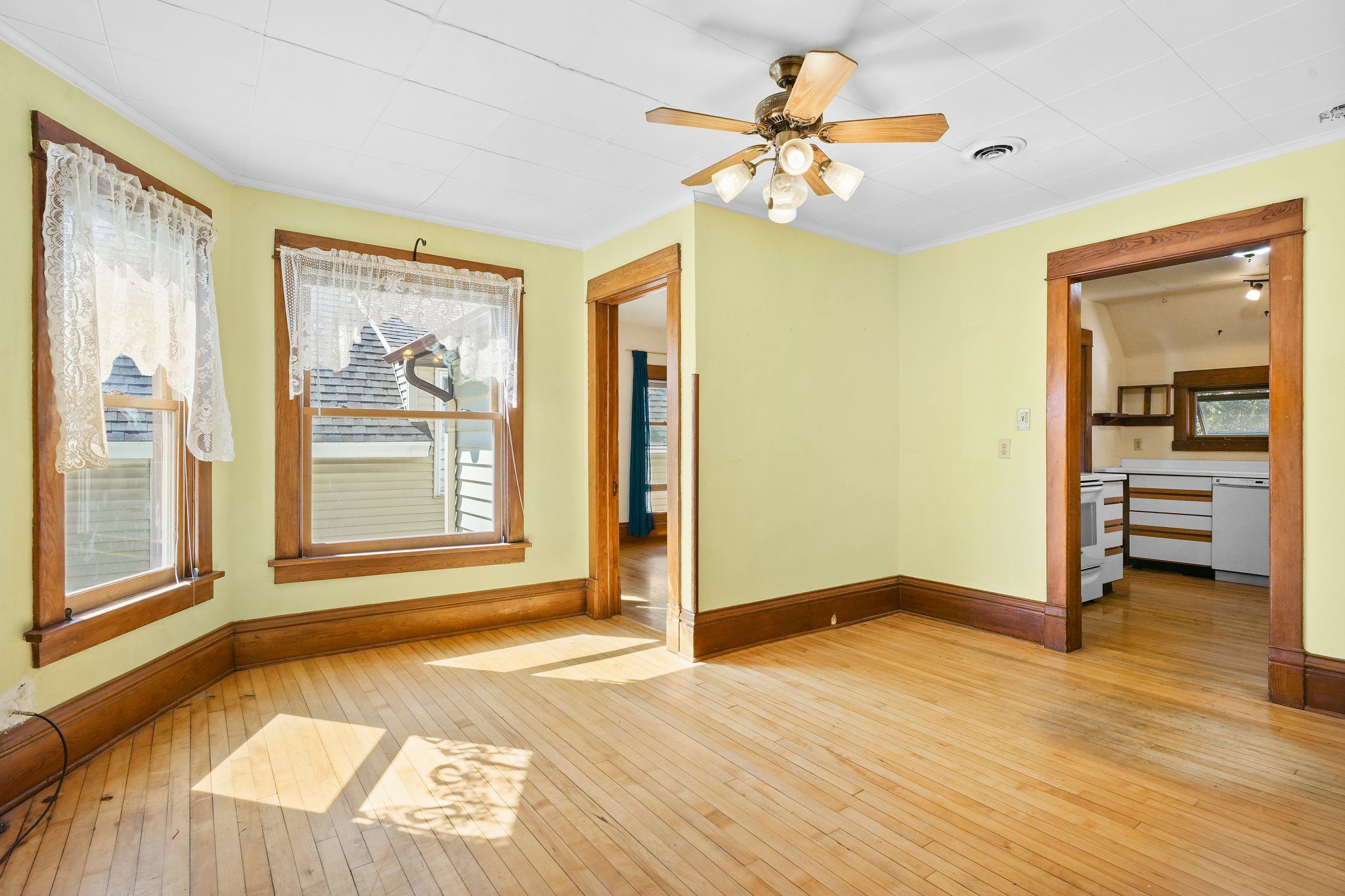 42-web-or-mls-210-ohio-ave