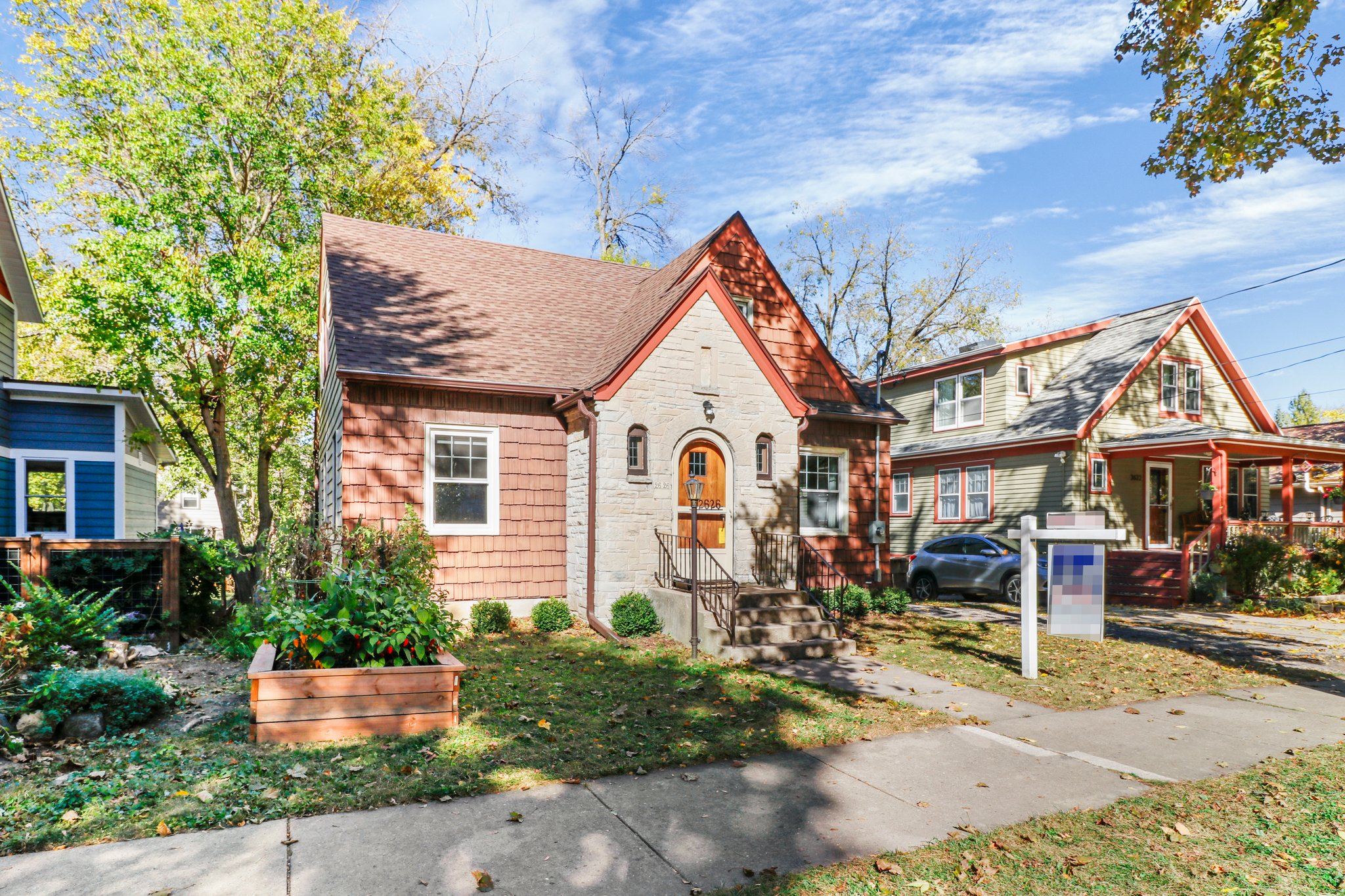 2-web-or-mls-2626-chamberlain-ave